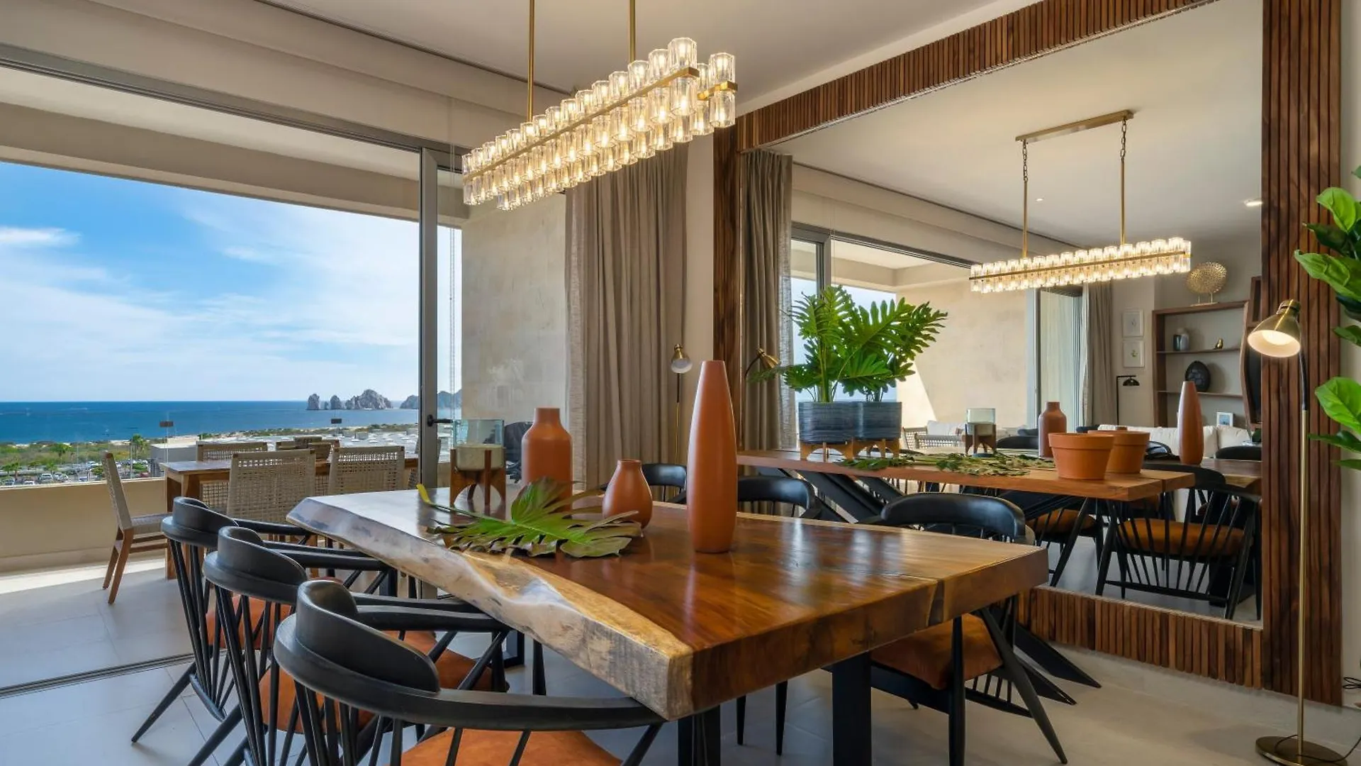 Luxury Condo With Ocean View, Balcony, And Pool Cabo San Lucas